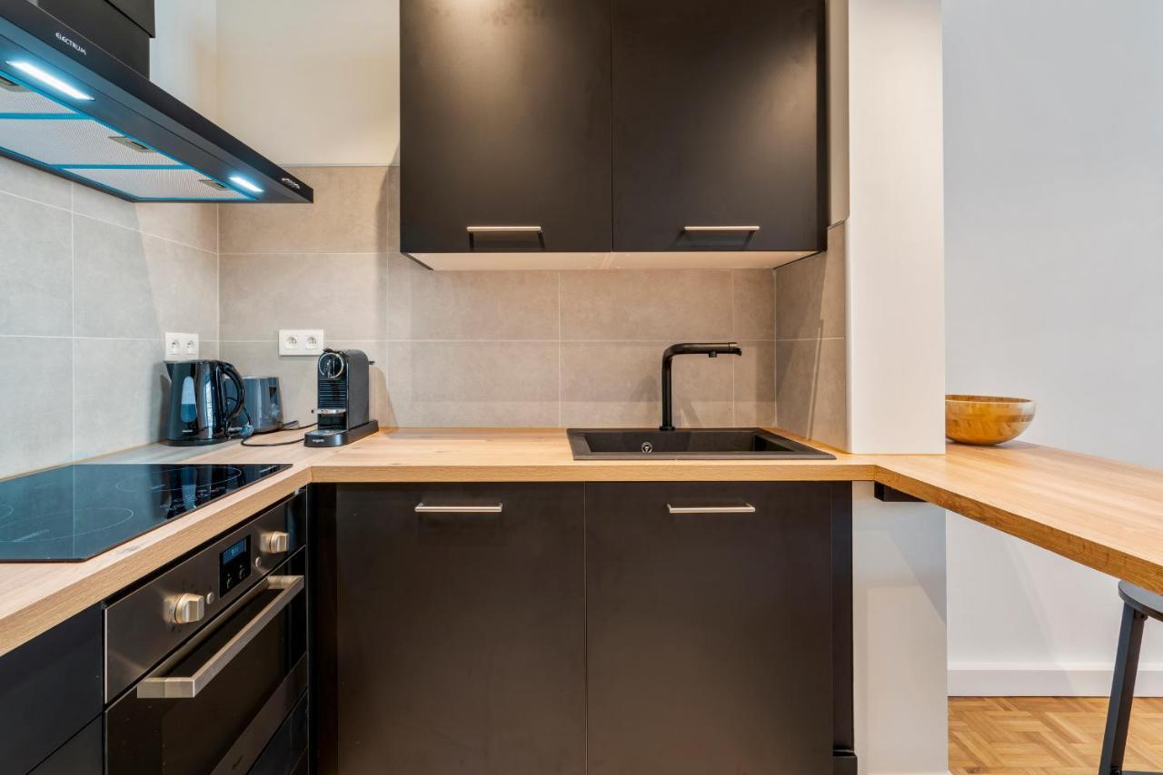 Fantastically Located Modern Apartment With Garage Available Oostende Exterior foto